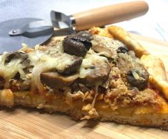 Pizza de carne picada e cogumelos