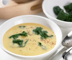 Sopa de grão com espinafres