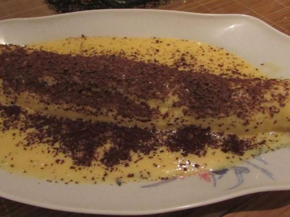 TORTA DE CLARAS C/ MOLHO DE BAUNILHA 