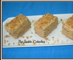 Bolo de bolacha (sabor a baunilha e limão)