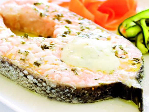 Salmão com Legumes ao Vapor