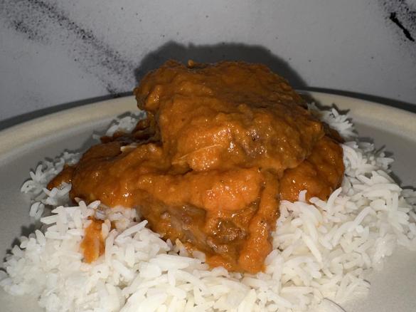 Bochechas de porco com arroz