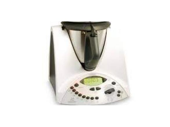 Sumo banana, laranja e maça