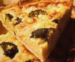 Quiche de brócolos e queijos