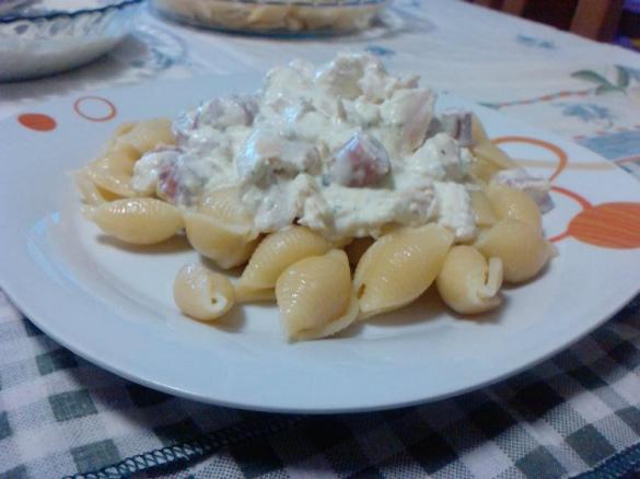  Conchas Al Dente com frango com molho de natas e courgette