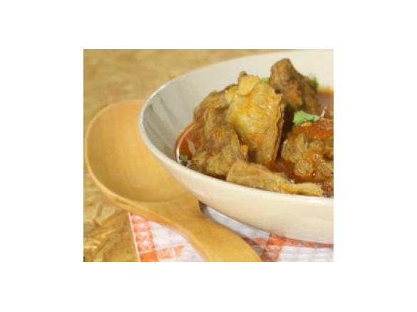 Borrego com coentros