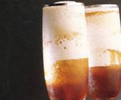 Cocktail preto aveludado