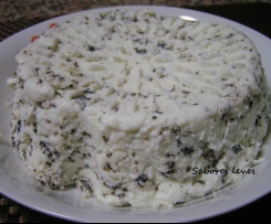 Queijo fresco com oregâos