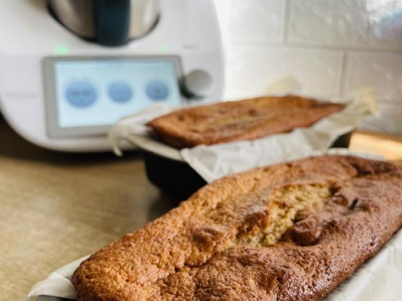 Bolo de maçã, nozes, canela e vinho do Porto