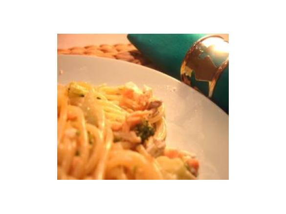 spaghettini com salmão