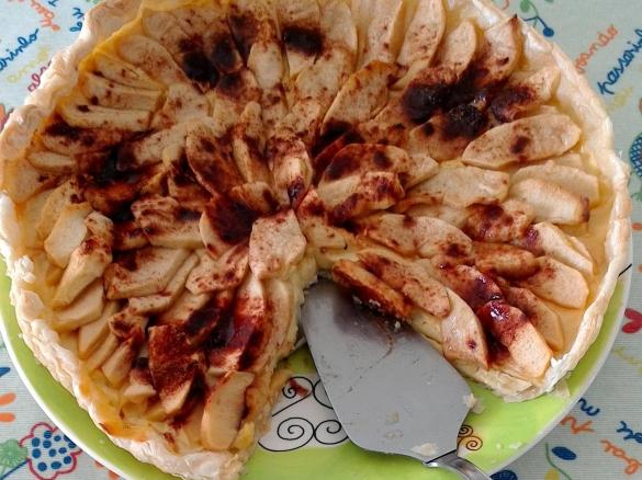 Tarte de Maça em Leite Creme