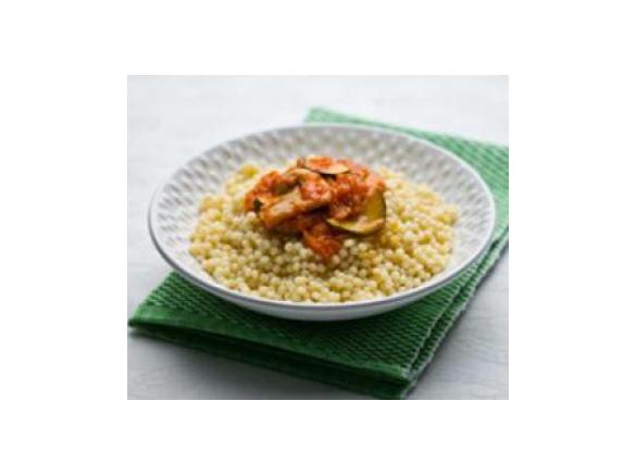 Massa cuscus com legumes