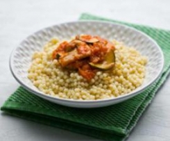 Massa cuscus com legumes