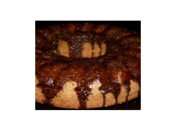 Bolo de Cenoura com Molho de Chocolate