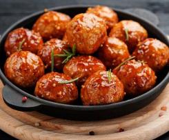 Molho de tomate com almôndegas