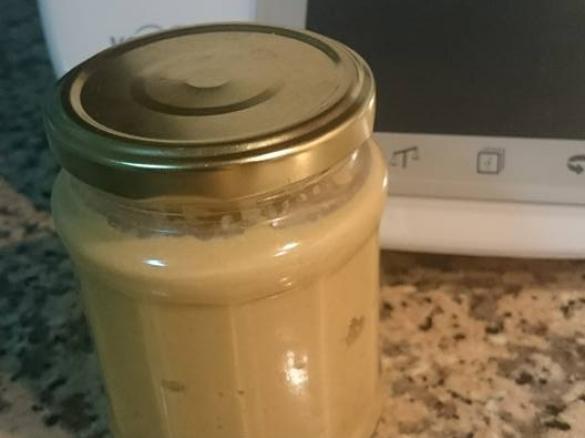 Manteiga de amendoim, amêndoa e cajú