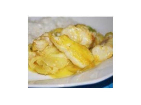 Pescada Em Caminha de Alho Francês Com Bechamel de Laranja