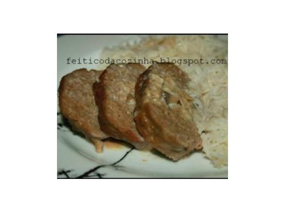 Rolo de Carne Picada Recheado