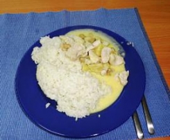 PEITINHOS DE FRANGO COM MAÇÃ