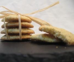 Bolachas de laranja e coco com sementes de papoila