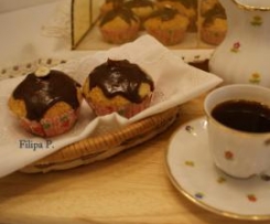 Queques de avelã com creme de chocolate