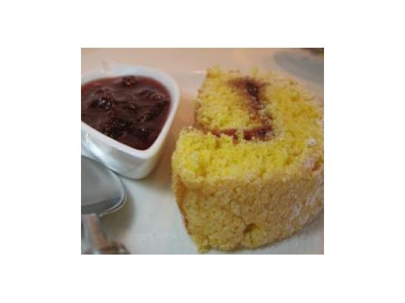 Torta com doce de morango