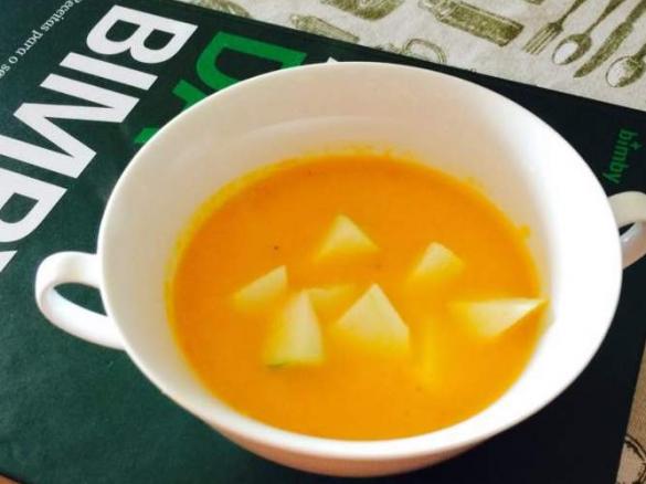 Creme de Cenoura com Maça e Gengibre