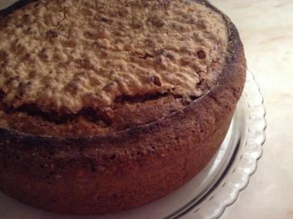 Bolo de cenoura e amêndoa da D. Célia