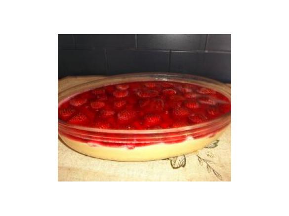 Creme de Côco com Gelatina e Morangos Frescos