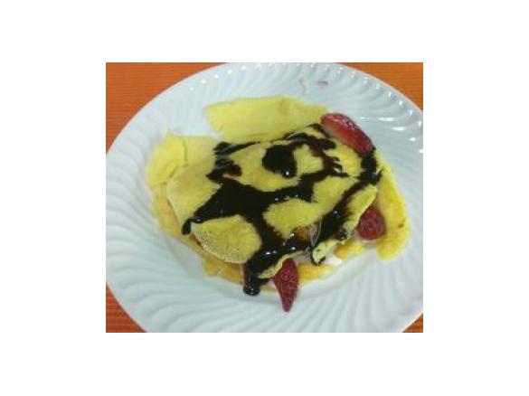 Crepes com Gelado e Fruta