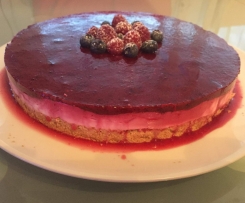 Cheesecake fit com frutos vermelhos