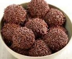 Brigadeiros com caju