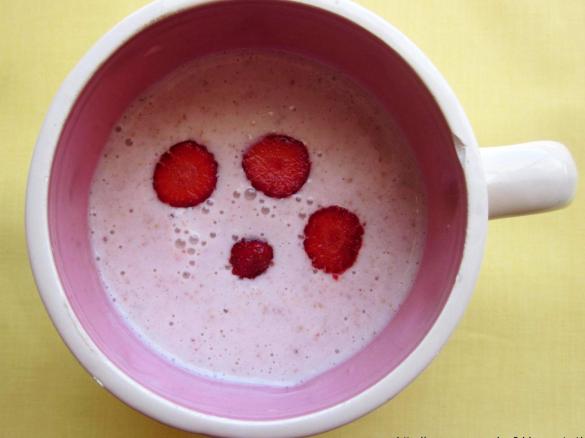 Batido de morango, meloa e linhaça
