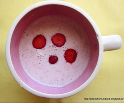 Batido de morango, meloa e linhaça