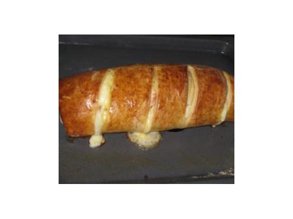 Pão recheado com fiambre e queijo