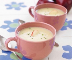 SOPA DE ALHO FRANCÊS E MAÇÃ