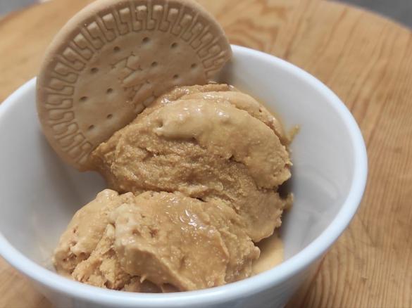 Gelado de Doce de Leite e Bolacha Maria