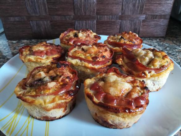 Muffins de Legumes com Presunto e Cogumelos