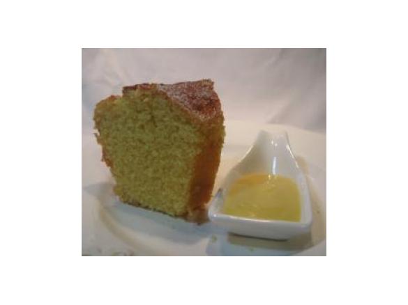 Bolo de arroz e laranja com curd de laranja