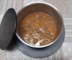 Carne Guisada com vinho tinto