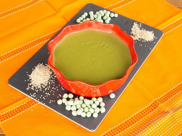 Creme de ervilhas com quinoa