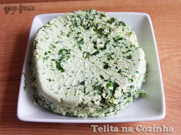 queijo fresco caseiro com coentros