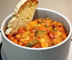 Estufado Vegetariano de Legumes e Feijão