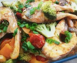 Peixe ao vapor com legumes + creme (sopa) de legumes