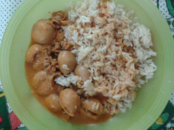 Variante de Lulas com arroz a vapor