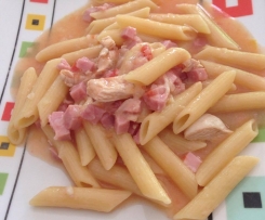 Massa com frango e fiambre