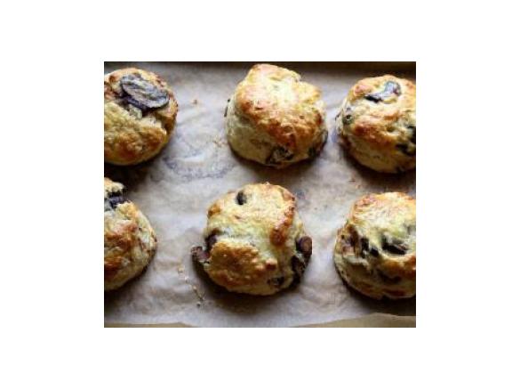 Bolinhos de Cogumelos e Cebolas Caramelizadas