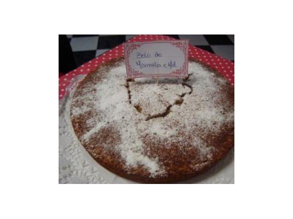 Bolo de Marmelos e Mel