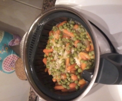 Arroz de cenoura com ervilhas