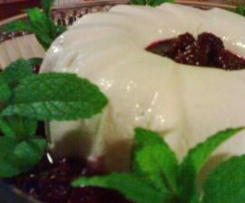 Panna cotta de amoras com cuajada